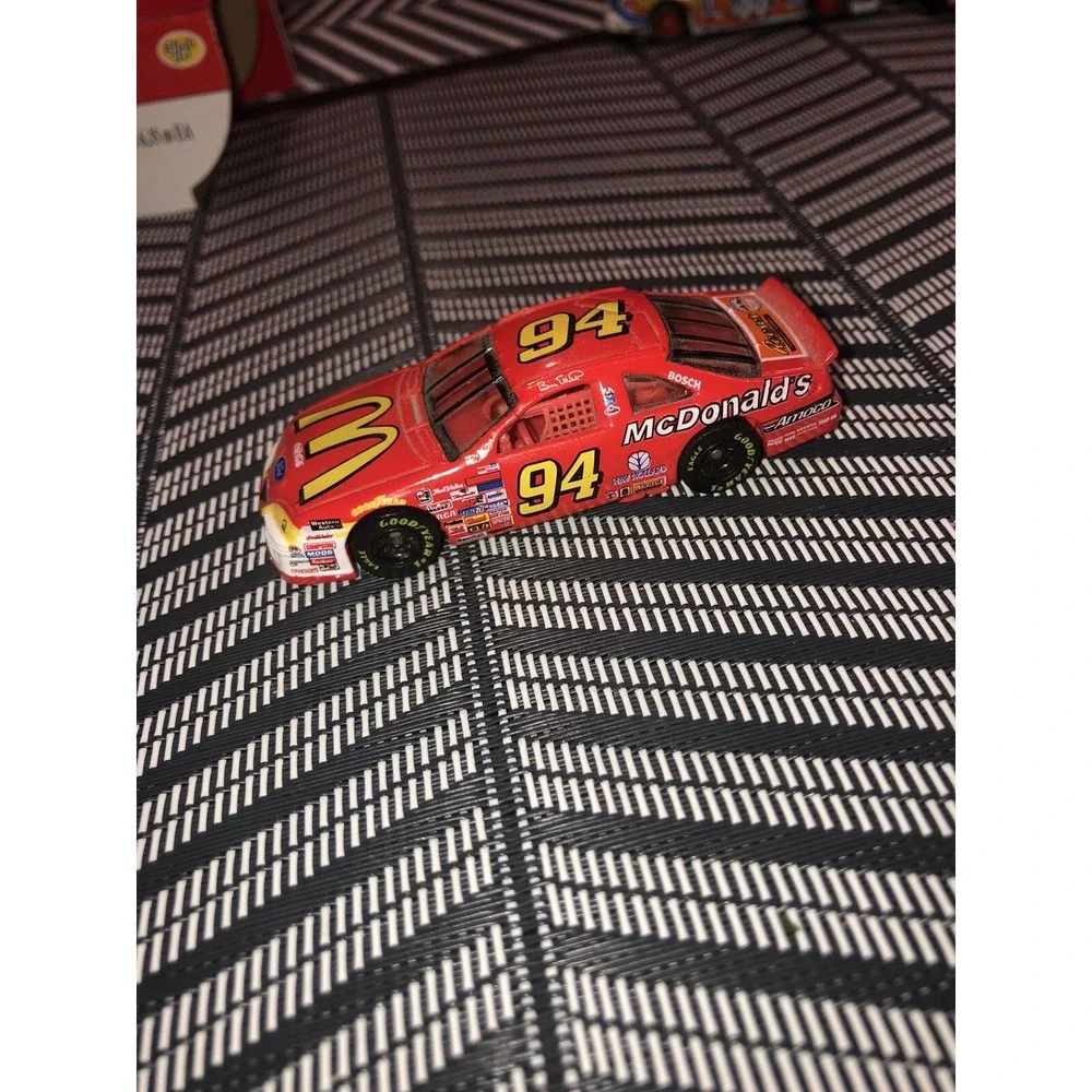 Bill Elliott 1995 McDonald's Diecast‎ 1/64